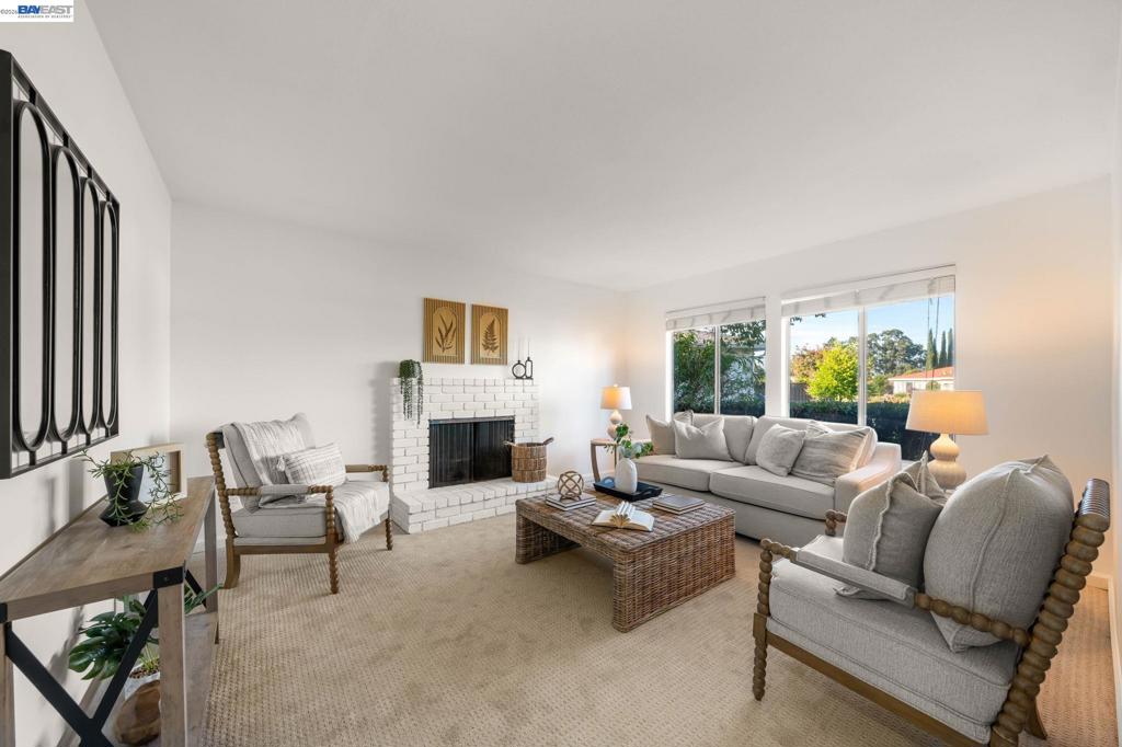 120 Montclair Pl