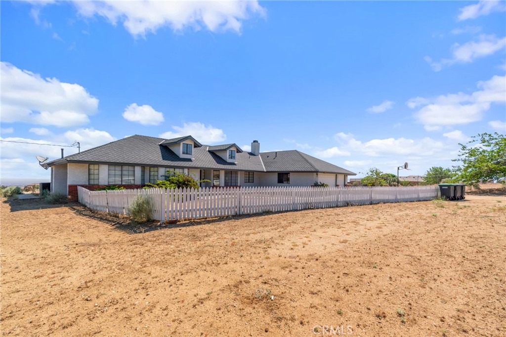 8441 Sierra Vista Road