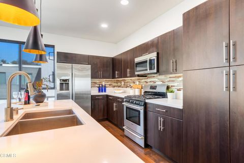 Photo of 2504 N Via Artis Ave, Los Angeles, CA 90039 (MLS # P1-26240)