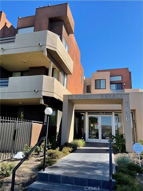 Photo of 7826 Topanga Canyon Blvd #323, Canoga Park, CA 91304 (MLS # SR26044466)