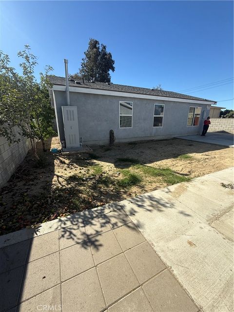 Photo of 17055 San Bernardino Street #2, Fontana, CA 92335 (MLS # CV25264336)