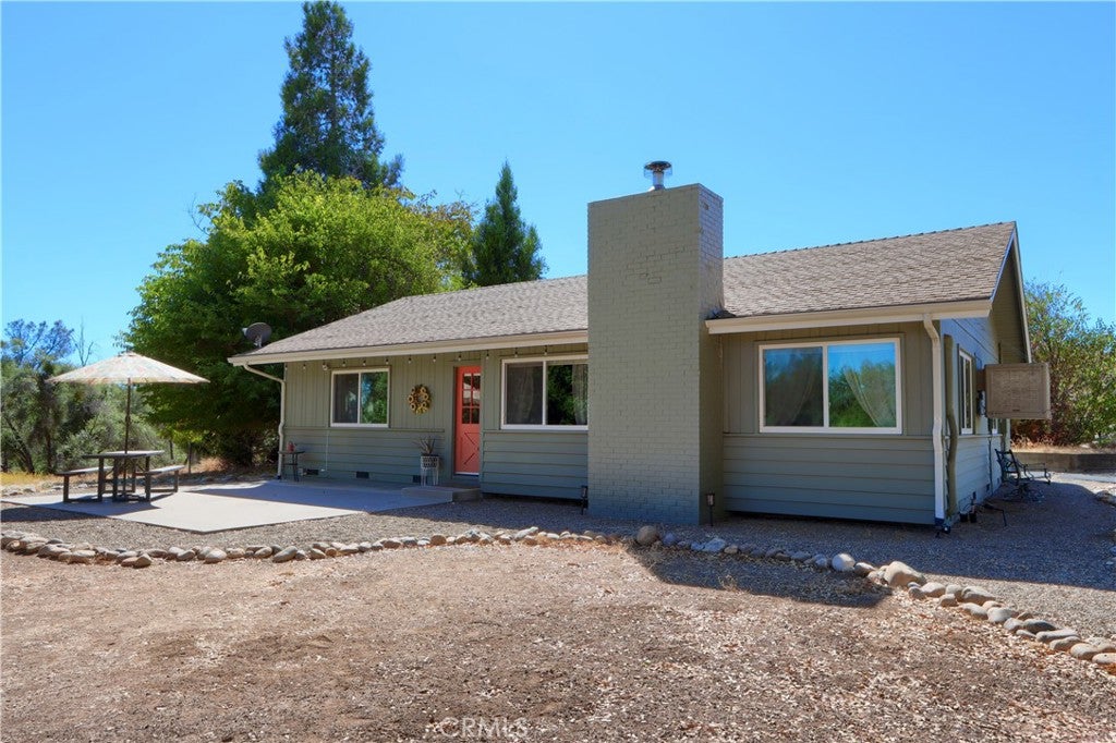 5327 Carleton