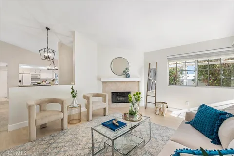 43791 Calle Las Brisas W, Palm Desert, CA 92211 - MLS#: PW25137882