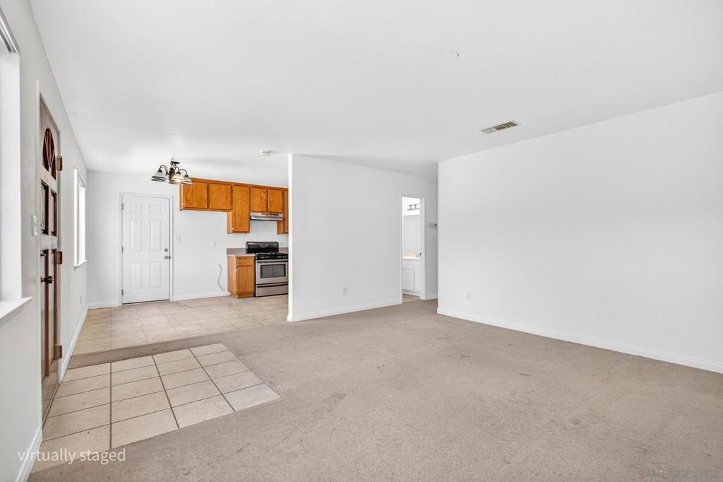 9902 Saddleback