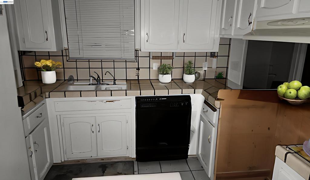 3362 San Jacinto Ct