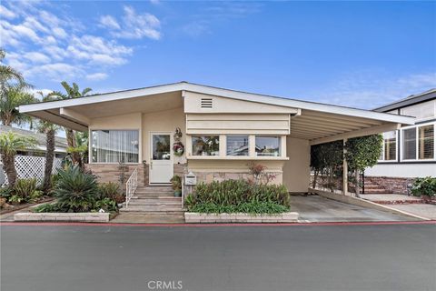 114 Yorktown Newport Beach CA 92660