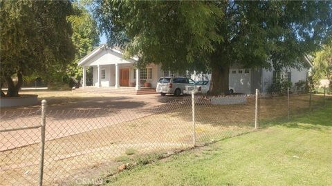 21305 Chase Street Canoga Park CA 91304