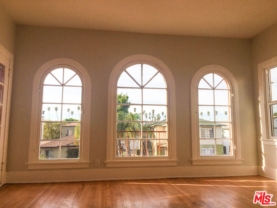 1504 S Bronson Avenue