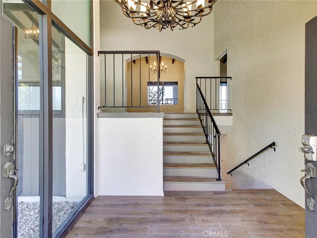 2801 Palos Verdes W