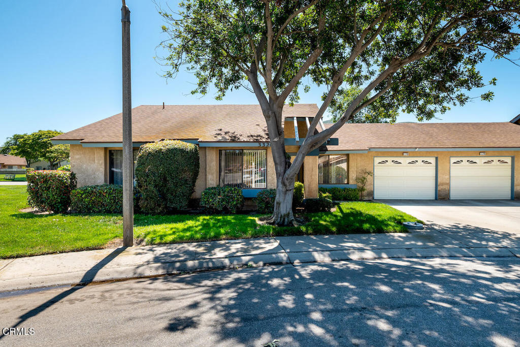 33208 Village 33