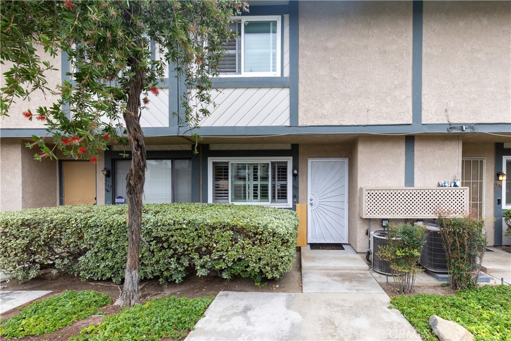 Charming Remodeled Condo in Prime Upland Location! Welcome to this beautifully updated 2-bedroom, 2-bath condo located just steps away from vibrant Downtown Upland! Enjoy walkable access to a variety of restaurants, breweries, boutique shops, music stores, and year-round community events all just minutes from your front door. Inside this welcoming home, you'll find a remodeled kitchen, updated paint, a brand-new water heater, and a freshly renovated downstairs bathroom. The bonus room connected to the patio offers a brand-new sliding glass door with built-in privacy features perfect for relaxing or entertaining. Bonus room can easily serve as a guest bedroom, home office, man cave, or creative studio - the choice is yours! This home is a perfect starter opportunity at an affordable price in a fantastic neighborhood. Don't miss your chance to own a turnkey property in one of Upland's most walkable and vibrant neighborhoods.
