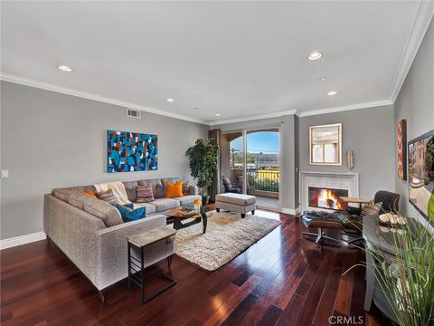 Photo of 11280 La Maida #401, North Hollywood, CA 91601 (MLS # SR25265158)