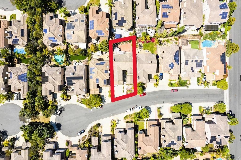 listing image 130720398036977081083