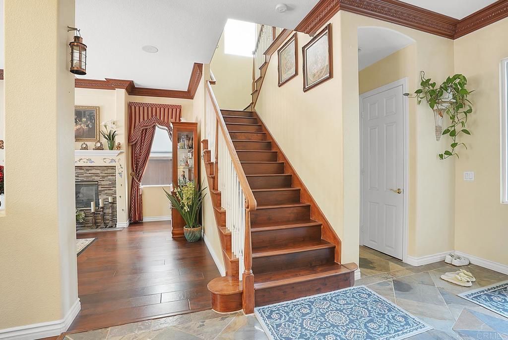 listing image 130724737398461742640
