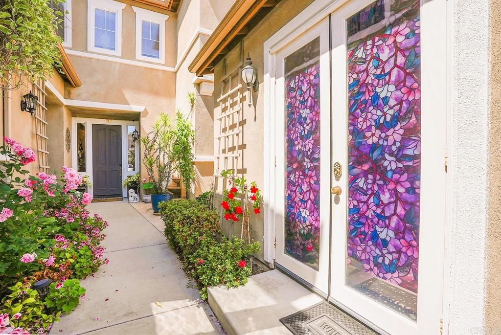 listing image 130724500820436450912