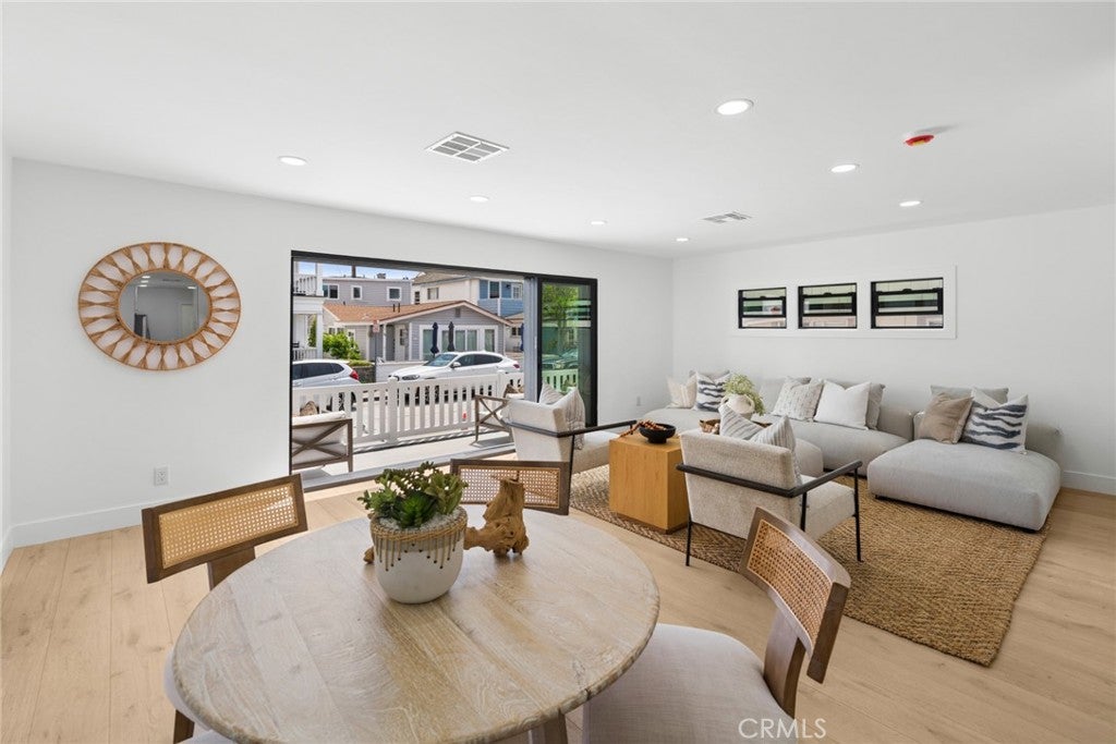 121 Marine Avenue, Newport Beach CA 92662 - Photo 7