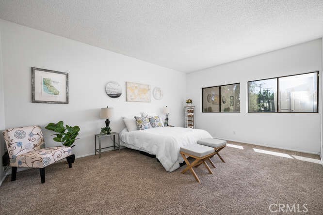 Rossmoor Regency - Residential