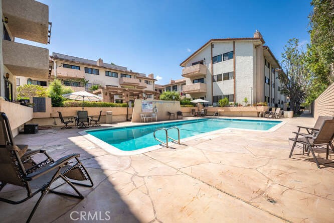 Rossmoor Regency - Residential