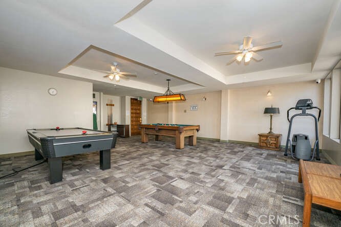 Rossmoor Regency - Residential