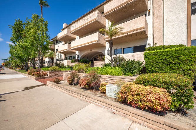12300 Montecito Road 13
