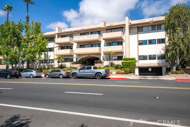 12300 Montecito Road 13