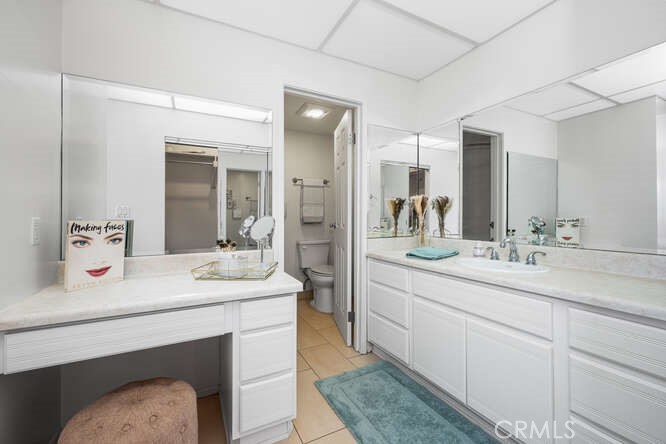 Rossmoor Regency - Residential