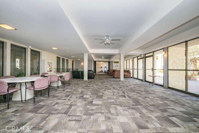 Rossmoor Regency - Residential