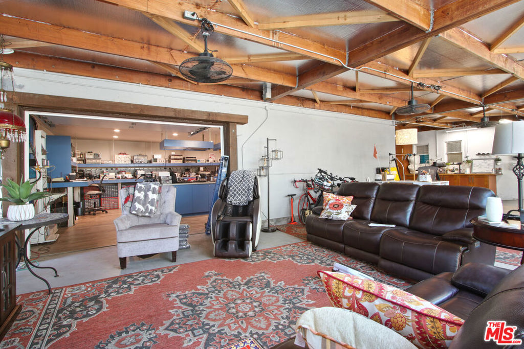 1644 N Wilmington Boulevard