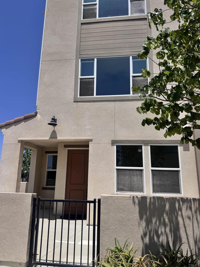 1207 Paseo Seashore 77