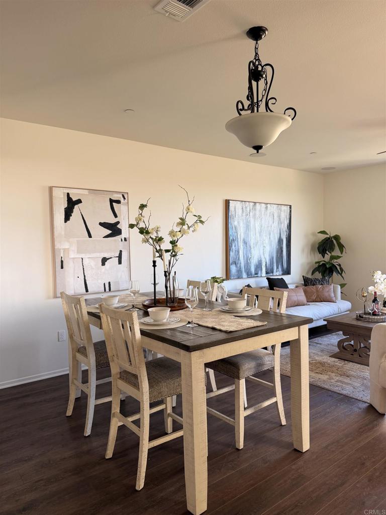 1207 Paseo Seashore 77