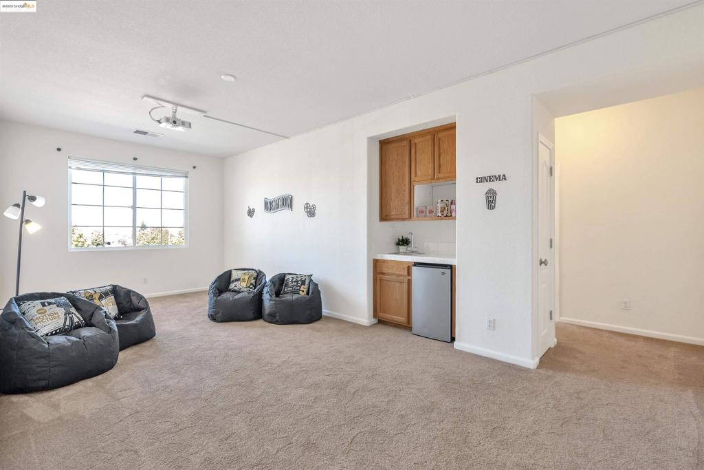 Not Listed - Residential