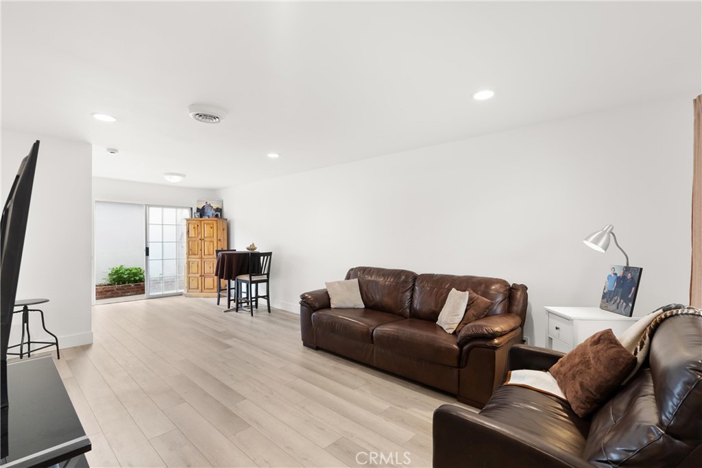 Properties 157 Yorktown Lane
