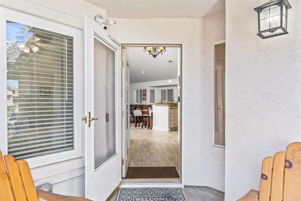 1668 Avenida Guillermo