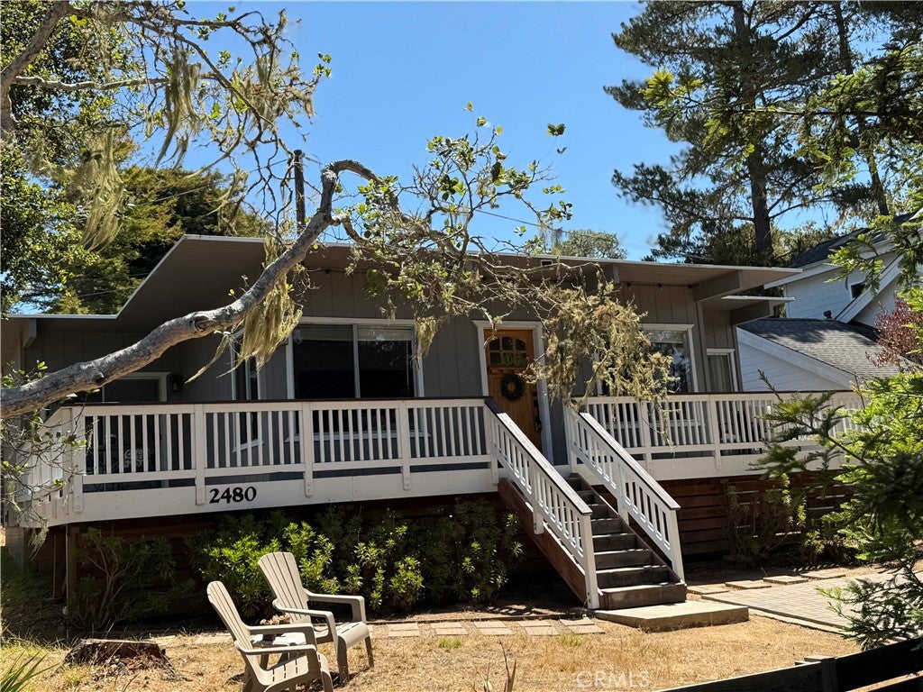 2480 Cowper Street