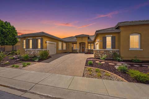 Photo of 363 Melbourne Glen Gln, Escondido, CA 92026 (MLS # NDP2606864)