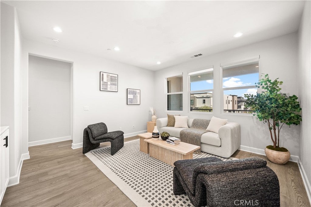 133 Chant, Irvine CA 92618 - Photo 31