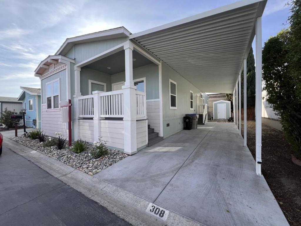 2151 Oakland Road