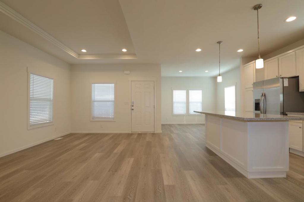 2151 Oakland Road
