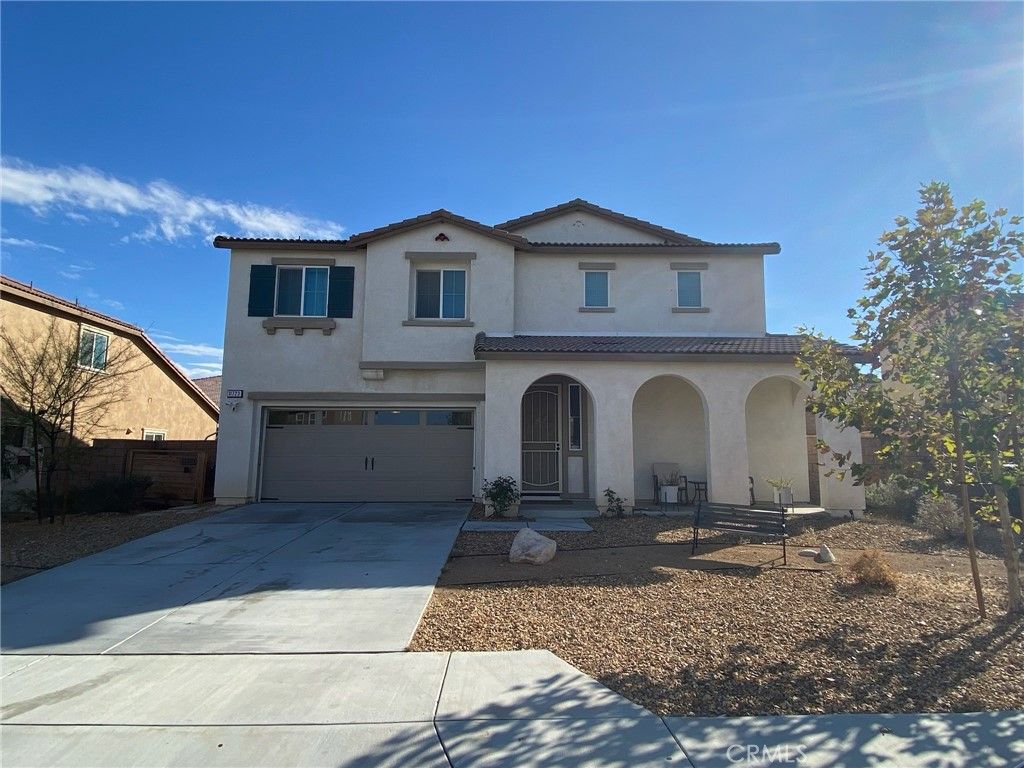 Photo of 11723 Sierra Rd, Victorville, CA 92392 (MLS # HD25244700)