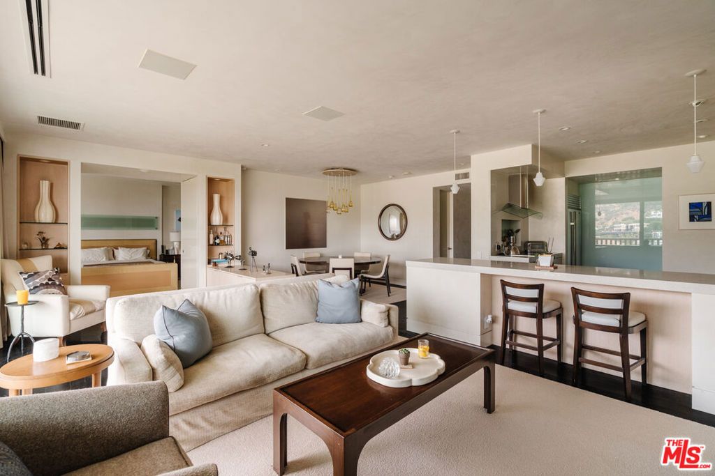 Photo of 9255 Doheny Road #2603, West Hollywood, CA 90069 (MLS # 23341439)