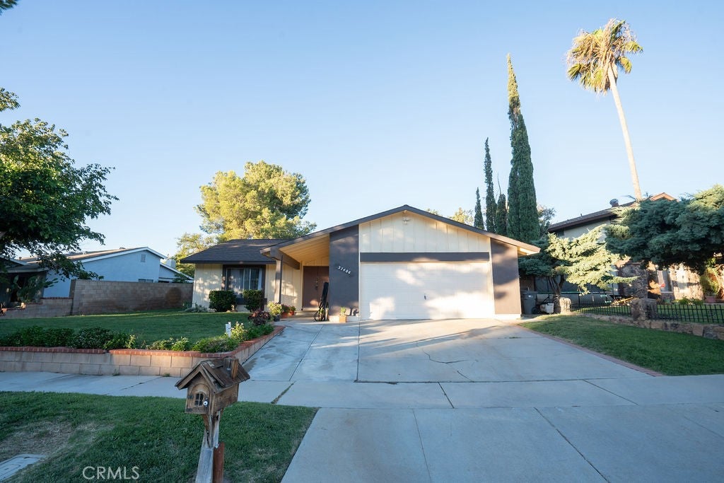 37406 3rd E