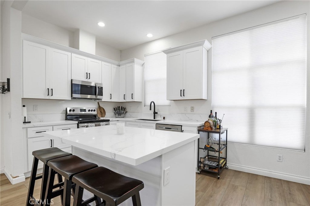 8017 E Naples