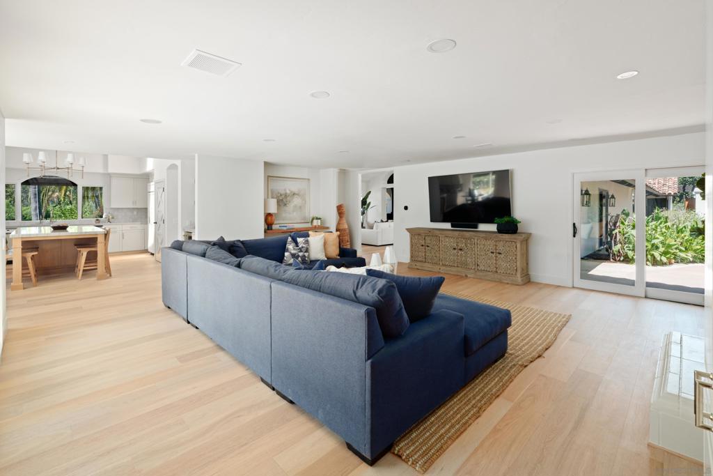 Rancho Santa Fe - Residential