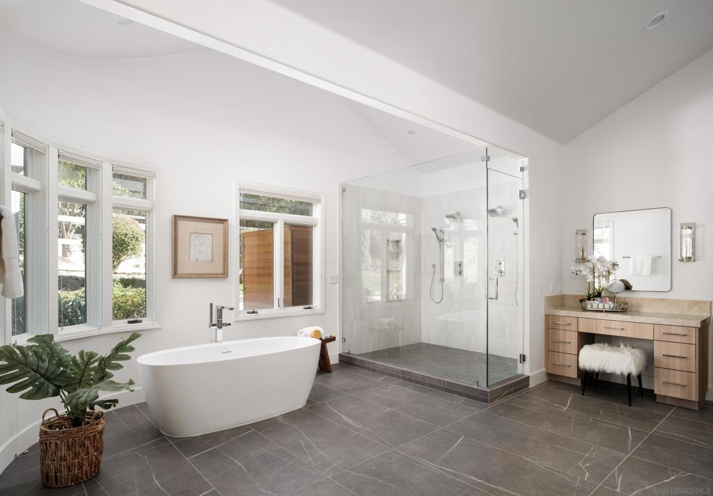 Rancho Santa Fe - Residential