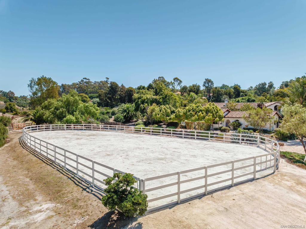 Rancho Santa Fe - Residential