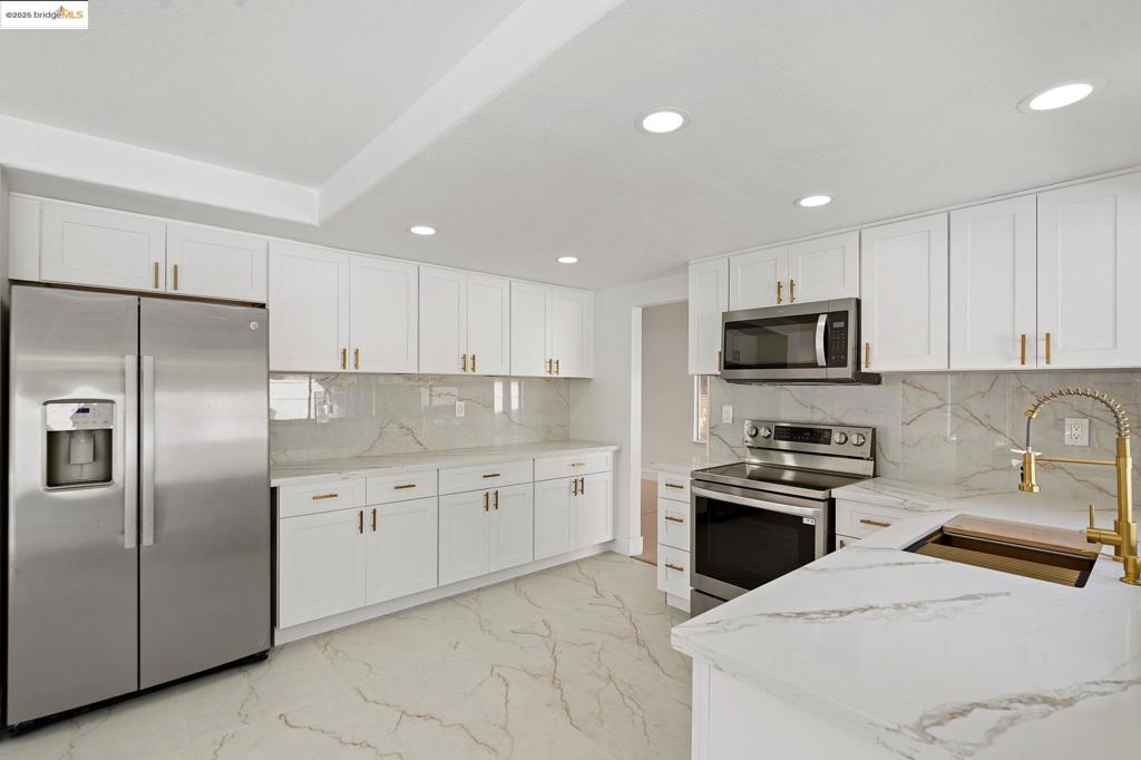 WESTON RANCH - Residential
