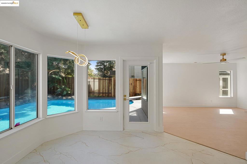 WESTON RANCH - Residential
