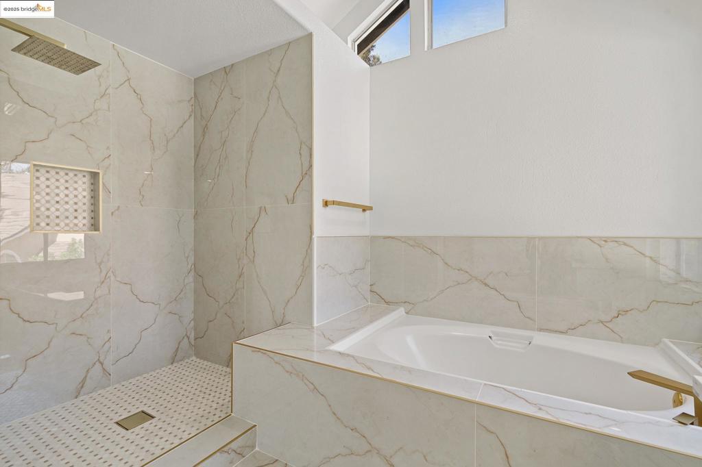 WESTON RANCH - Residential