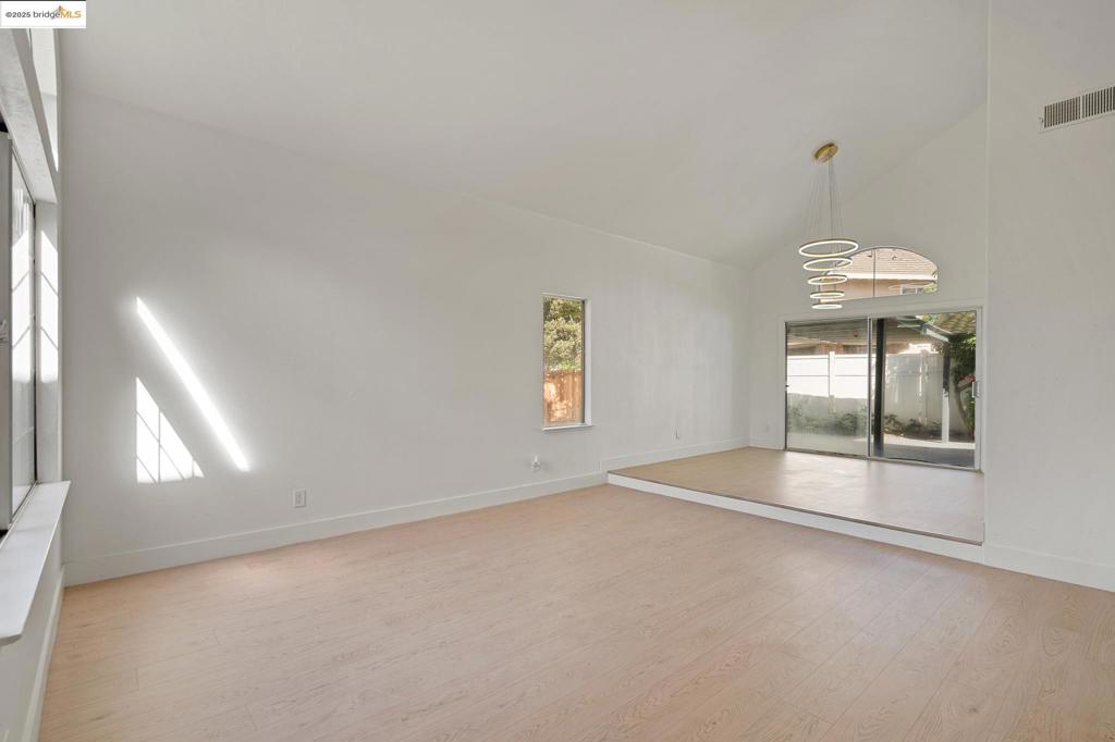 WESTON RANCH - Residential