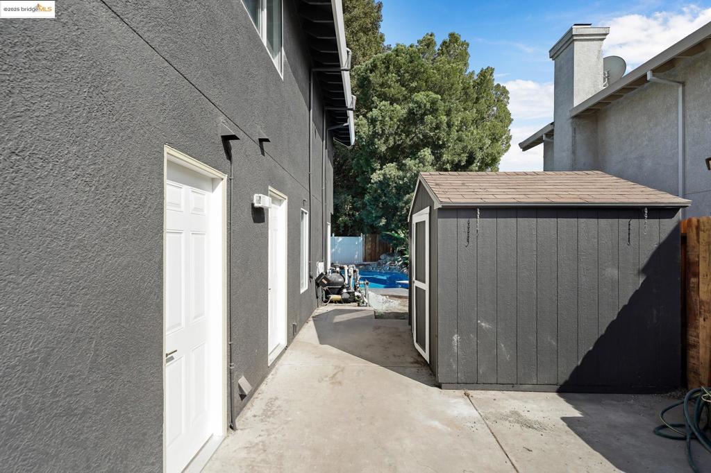 WESTON RANCH - Residential